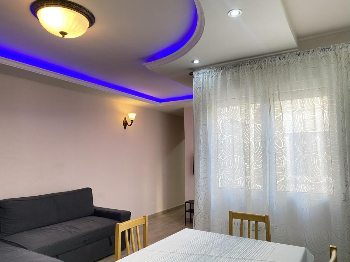 Entire New Apartment 20' From Barcelona Сабадель Экстерьер фото